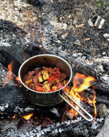 leczo z cukinią z ogniska