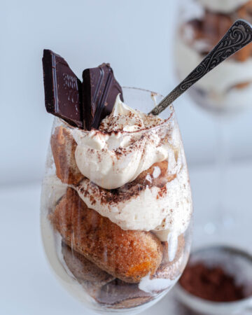 tiramisu w kieliszkach